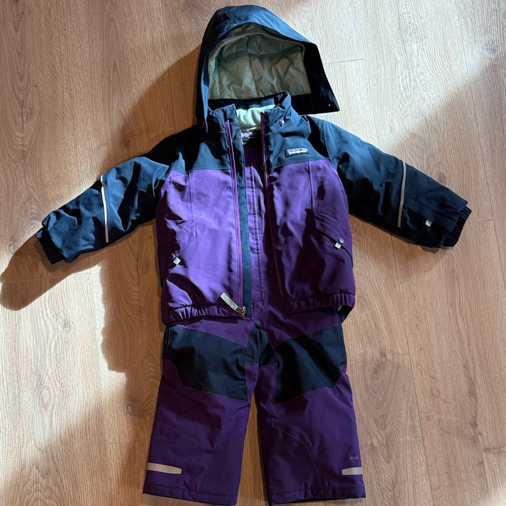 Patagonia Snow Pile two piece snowsuit 2T